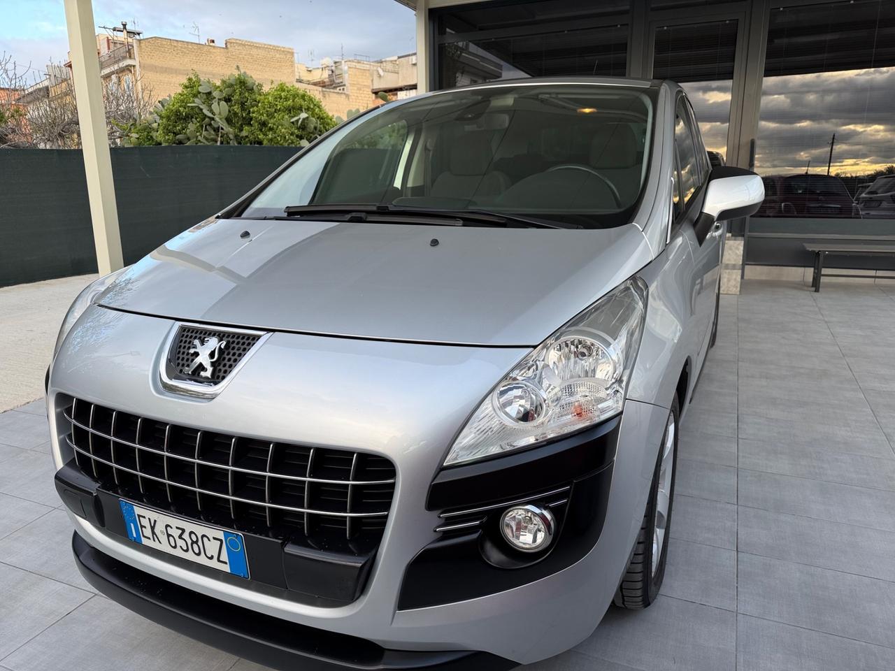 Peugeot 3008 1.6 HDi 112CV Allure