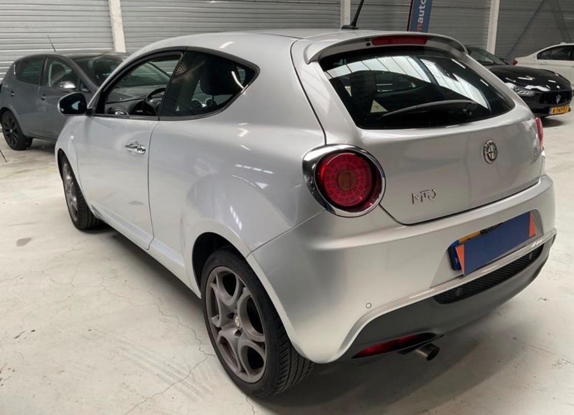 Alfa Romeo MiTo 1.4 T 155 CV Distinctive Sport Pack