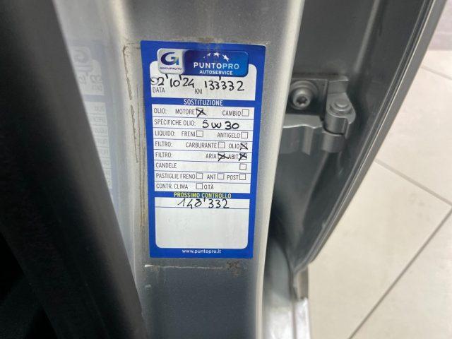 SKODA Fabia 1.2 TSI Ambition