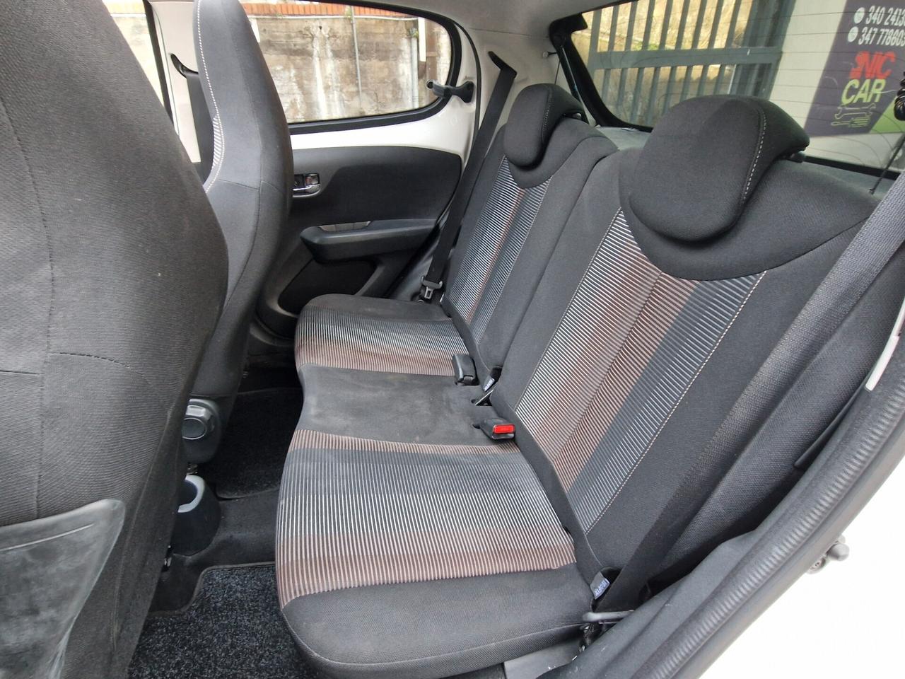 Peugeot 108 VTi 68 5 porte Allure TOP cabriolet