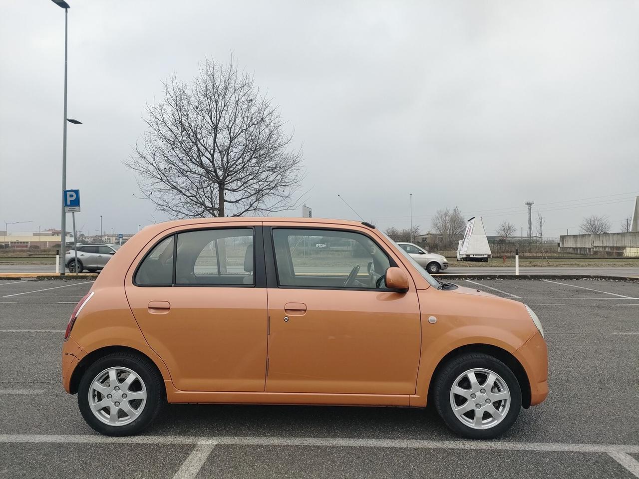 DAIHATSU Trevis 1.0