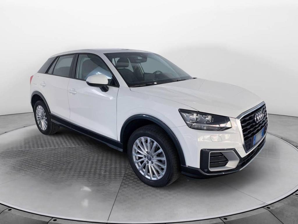 Audi Q2 1.0 TFSI Business S tronic