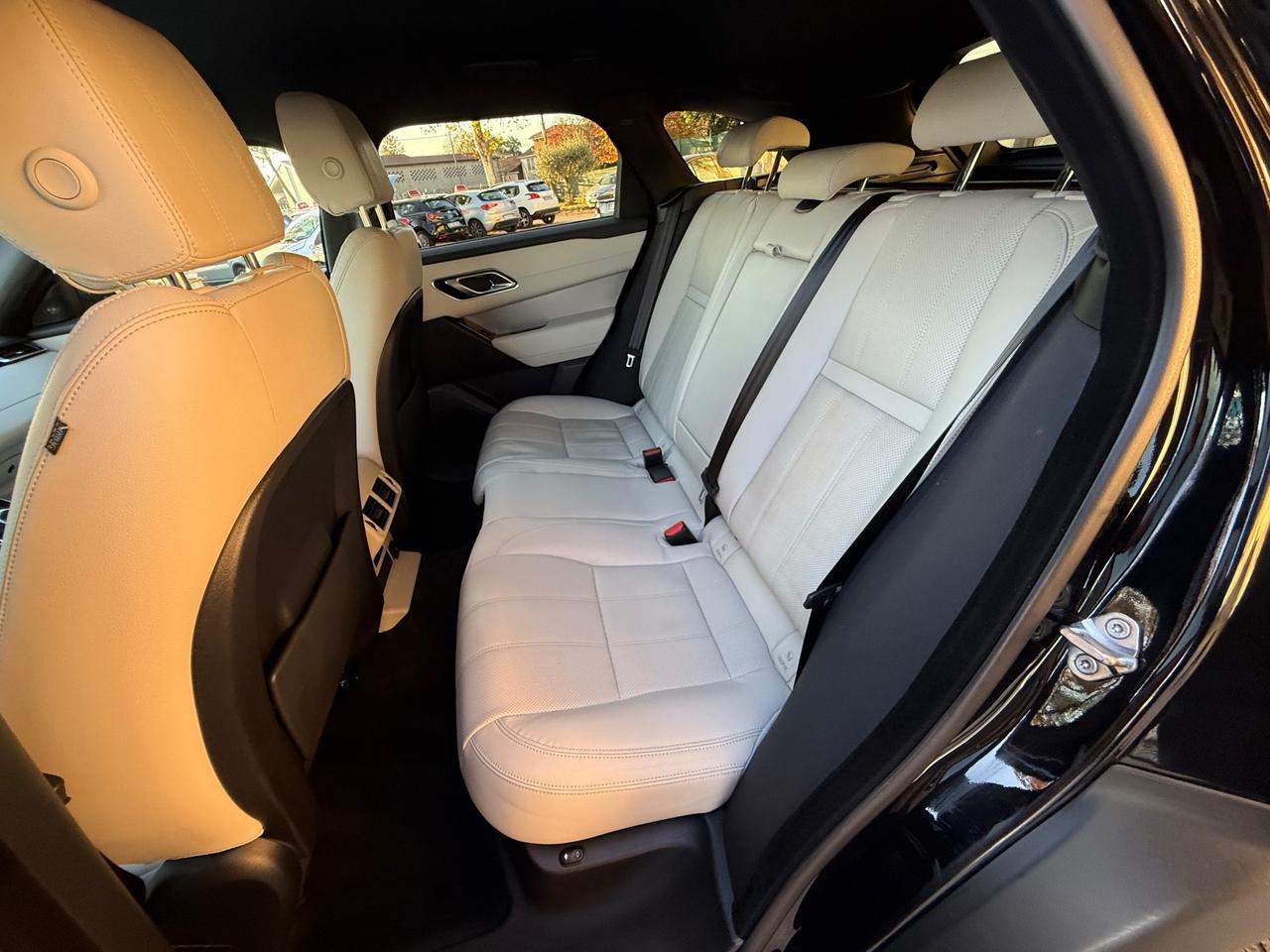 Land Rover Range Velar 2.0D I4 240 CV R-Dynamic