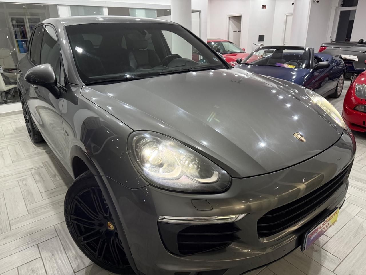 Porsche Cayenne 3.0D250cv BLACK+R21+CHRONO SPORT2016
