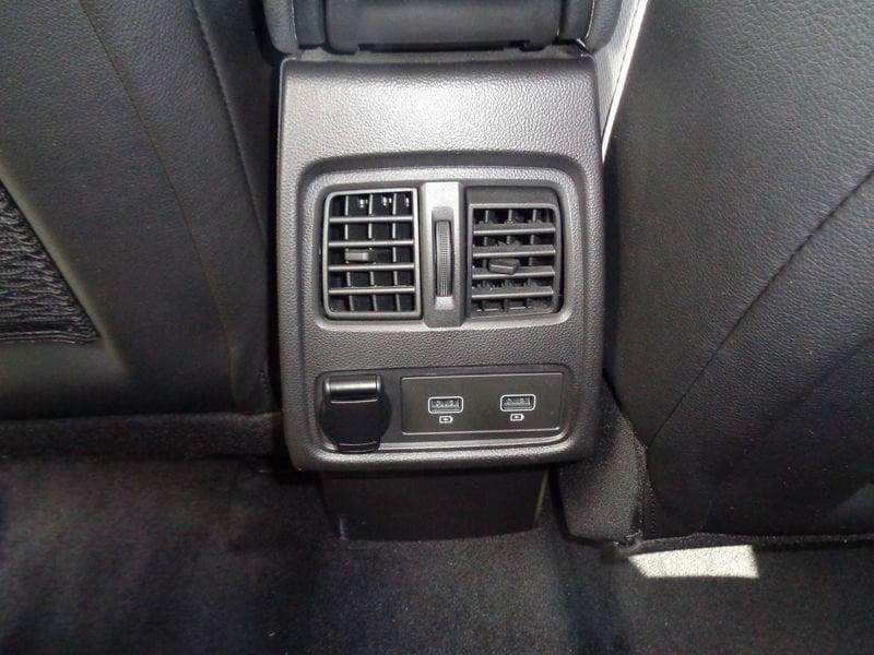 Renault Captur Captur 1.6 E-Tech hybrid Intens 145cv auto