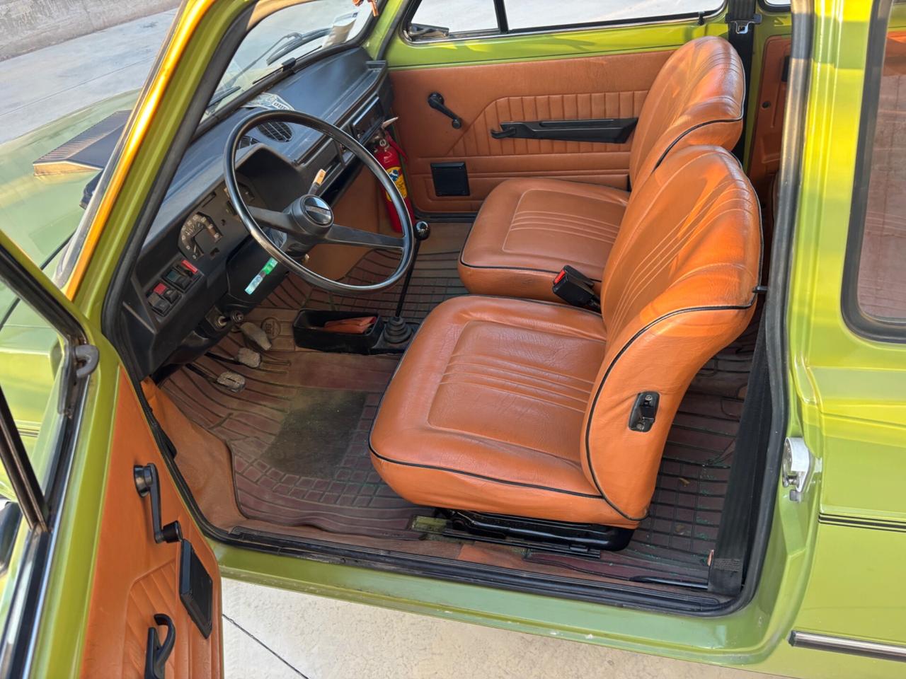 Fiat 127 900 UNICOPROPIETARIO vetrina