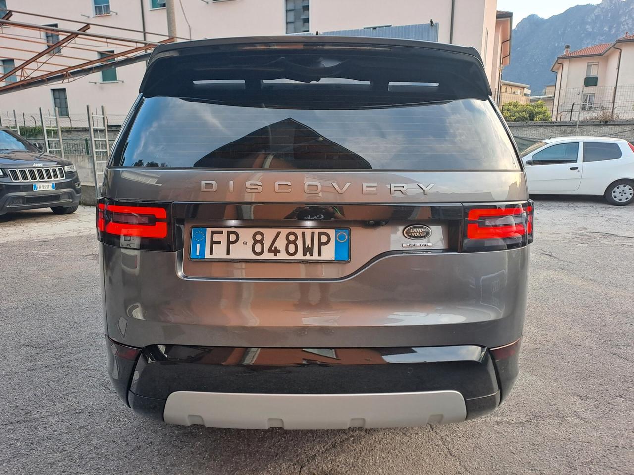 LAND ROVER DISCOVERY 3.0 TD6 HSE *7 POSTI TETTO VIRTUAL MERIDIAN*