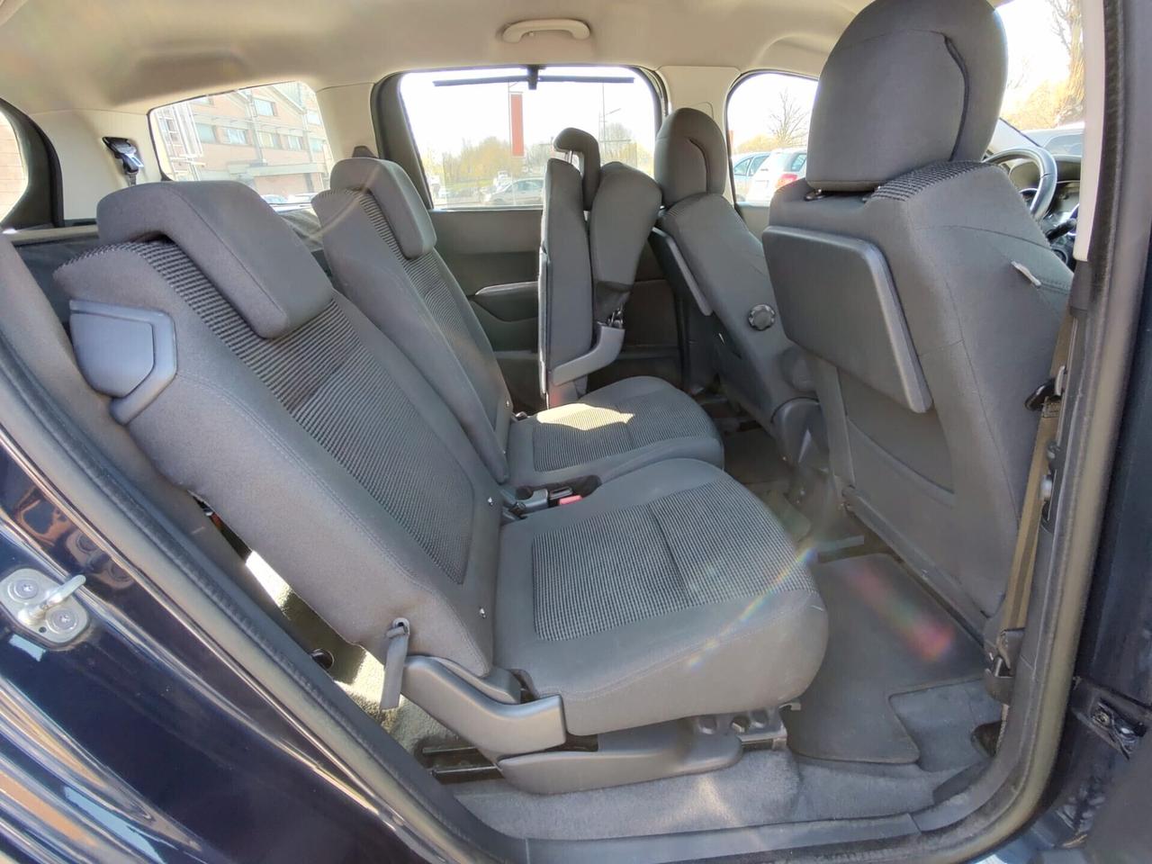 Peugeot 5008 1.6 HDi 115CV Business, 7 POSTI, GARANZIA L.12 MESI