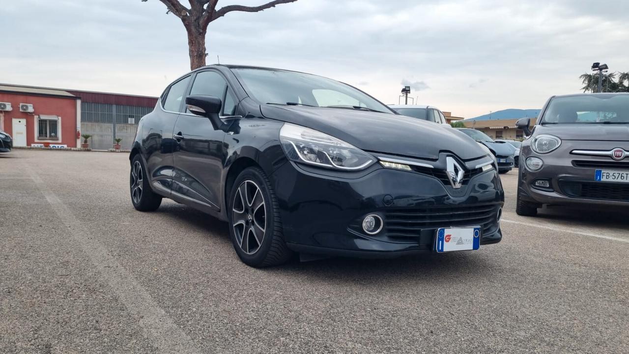 Renault Clio dCi 8V 75 CV Start&Stop 5 porte Energy Duel