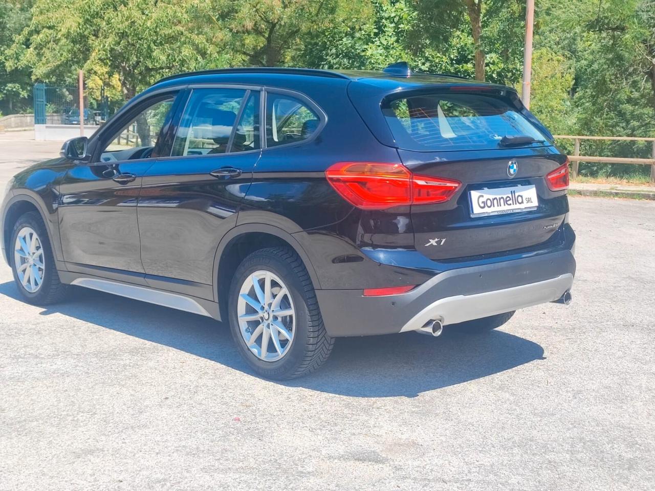 BMW X1 sdrive18d Business auto my18