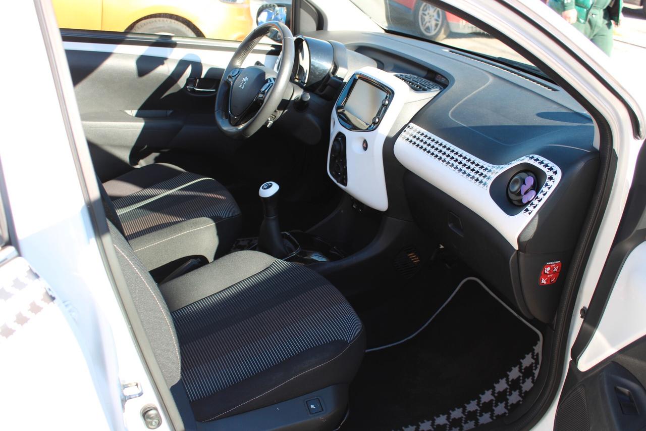 Peugeot 108 PureTech 82 5 porte Active TOP!