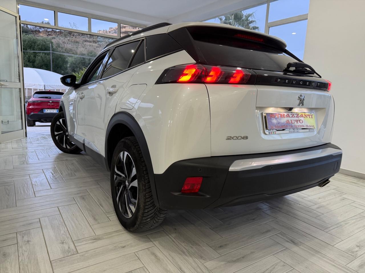 Peugeot 2008 BlueHDi130 S&S EAT8 Allure F1/PERLATO2023