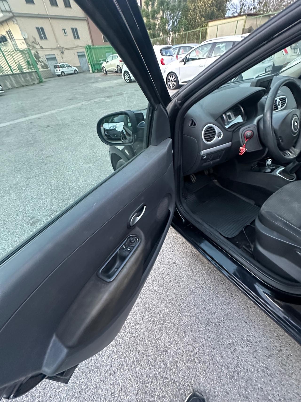 Renault Clio 1.2 16V 5 porte Live!