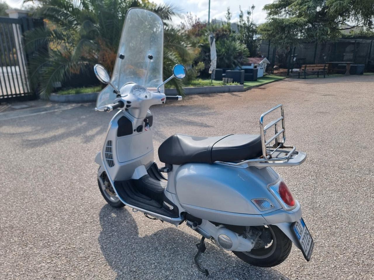 Piaggio Vespa 200 L GTS ASI