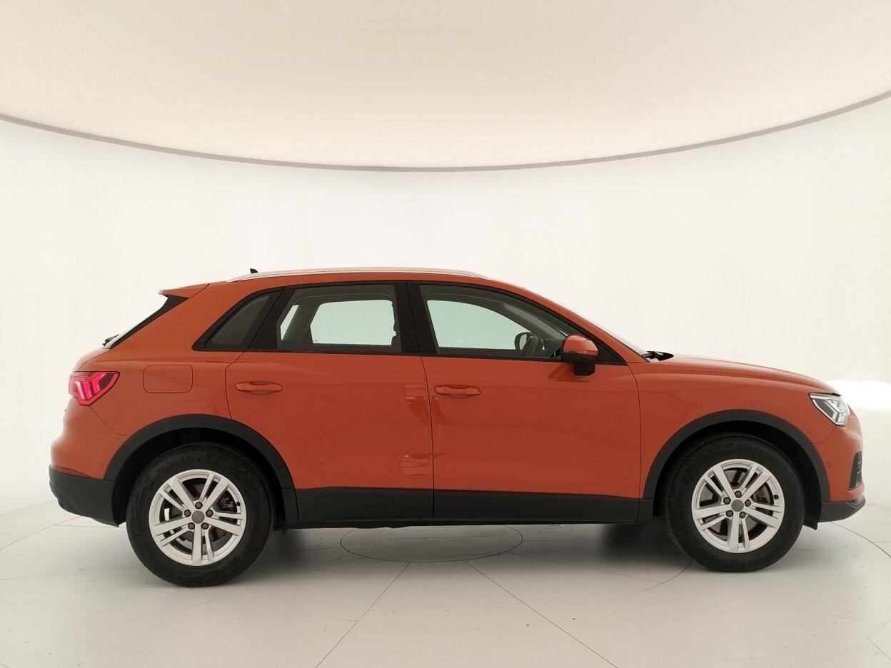 AUDI Q3 40 2.0 tdi Business quattro 190cv s-tronic - IVA ESPOSTA