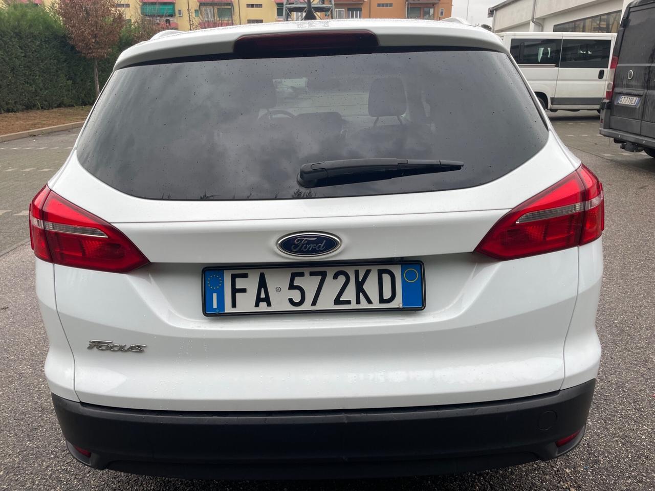 Ford Focus 1.5 TDCi Titanium garanzia 12 mesi