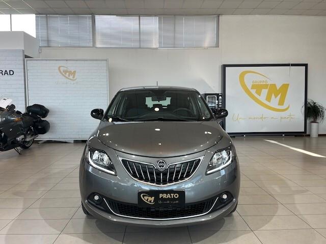 Lancia Ypsilon 1.0 firefly hybrid Silver *18.000 KM*