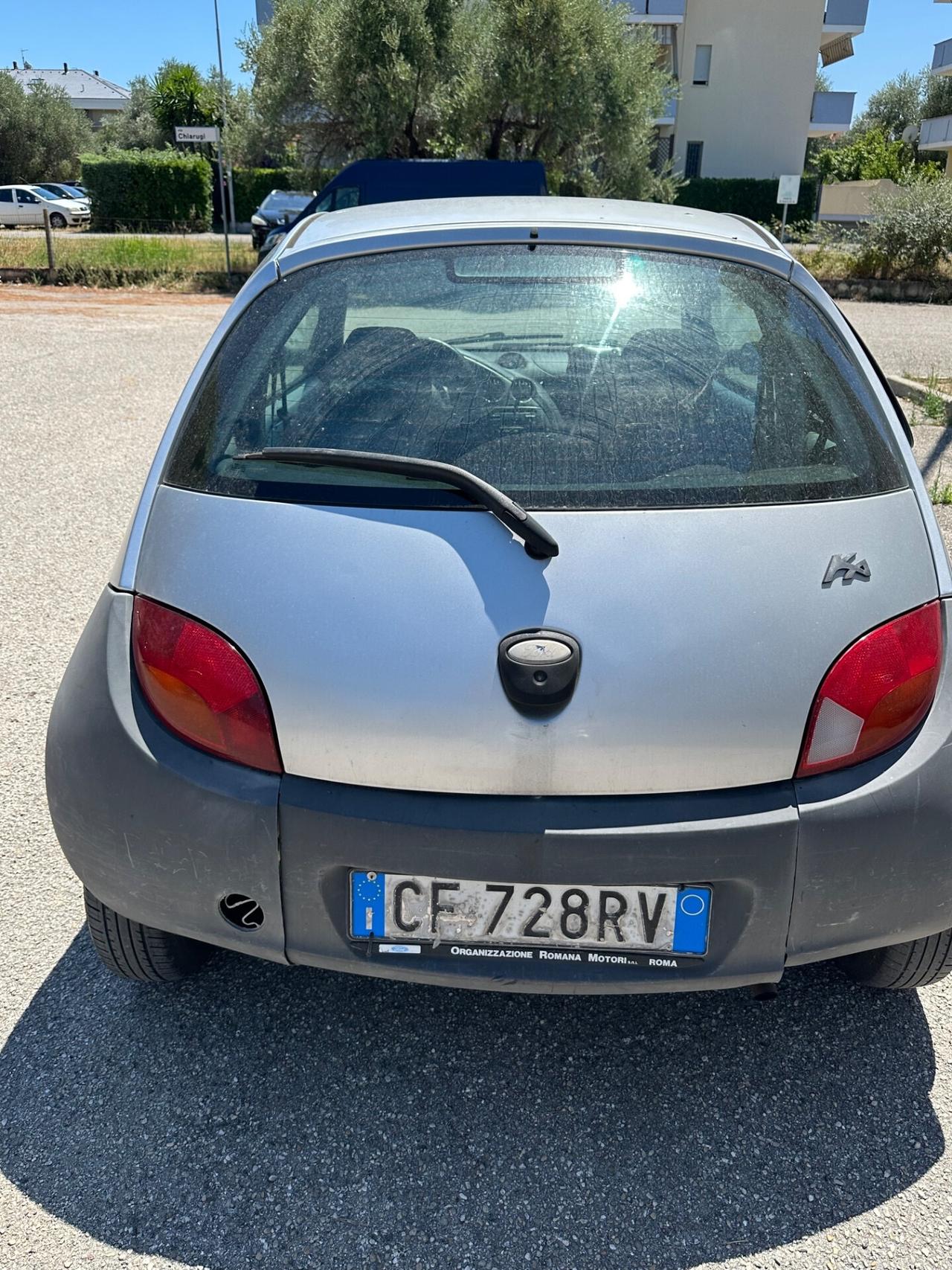 Ford Ka 1.3 benzina neopatentati 2003