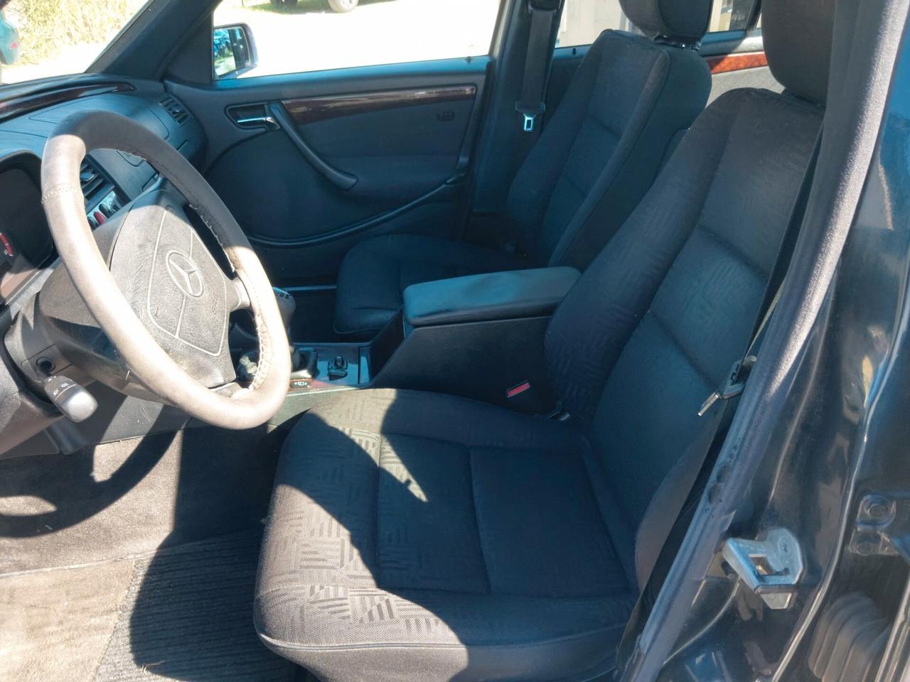 Mercedes-benz C 250 turbodiesel Elegance