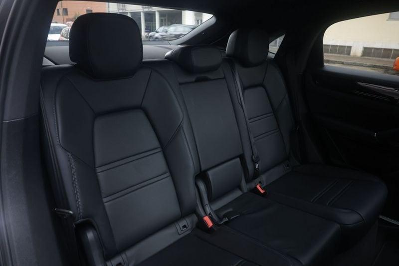 Porsche Cayenne Coupè Porsche Cayenne Coupe 3.0 e-hybrid 5p.ti tiptronic 250KW ANNO 2022