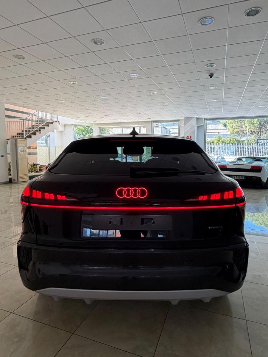 AUDI - Q3 Sportback - Q3 SPB 40 TFSI quattro S tronic