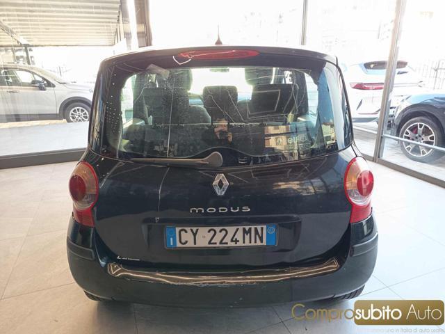 RENAULT Modus 1.2 16V Luxe Dynamique