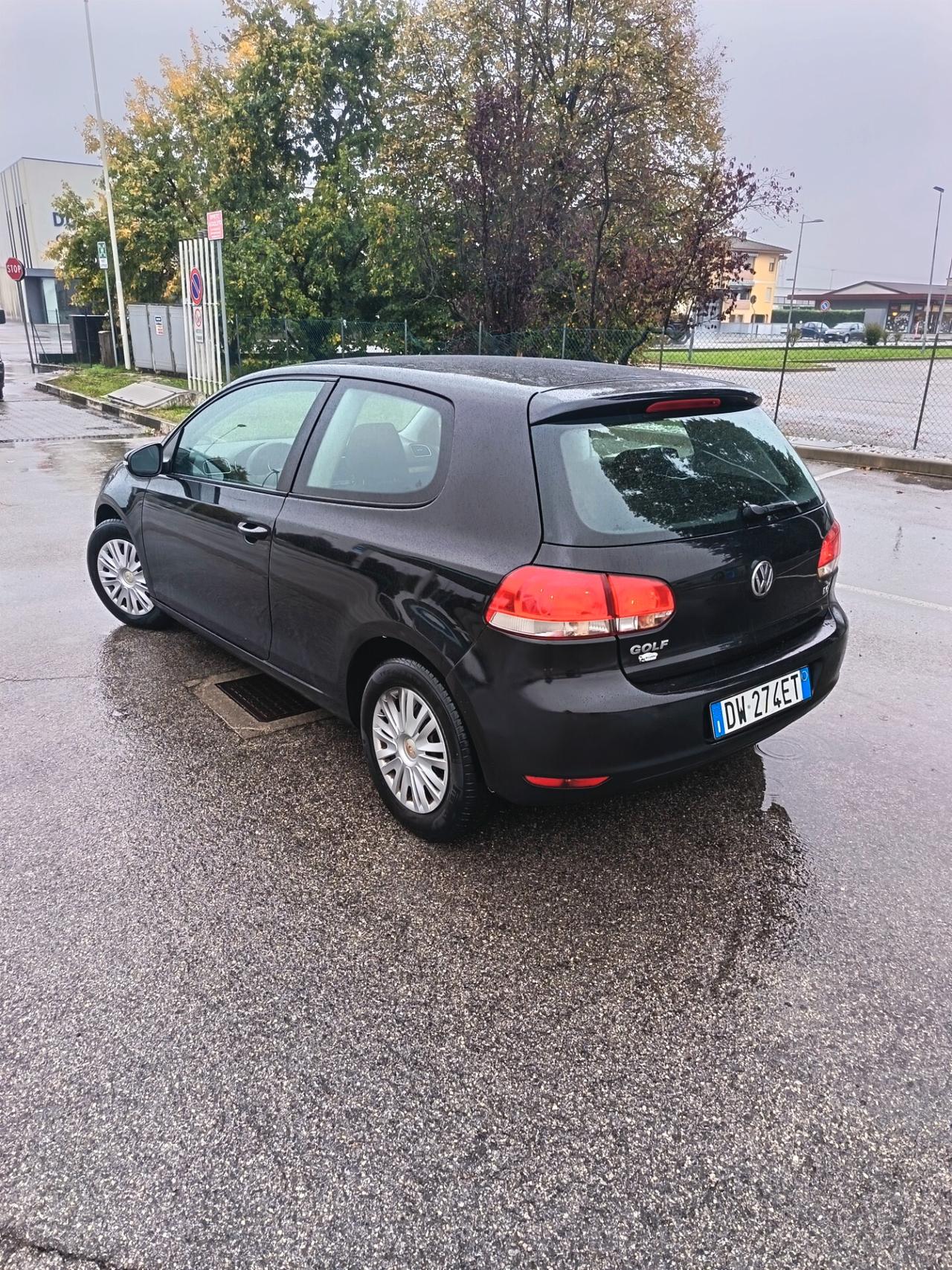 Volkswagen Golf 1.6 3p. Comfortline
