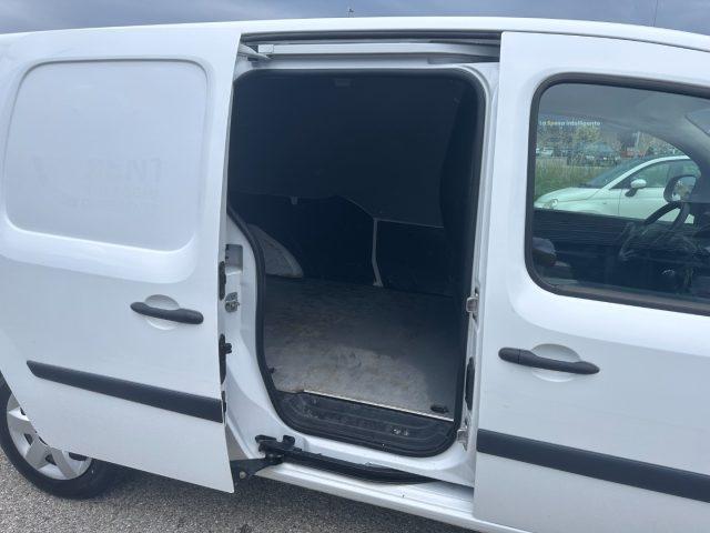 RENAULT Kangoo Maxi 1.5 Blue dCi 95CV