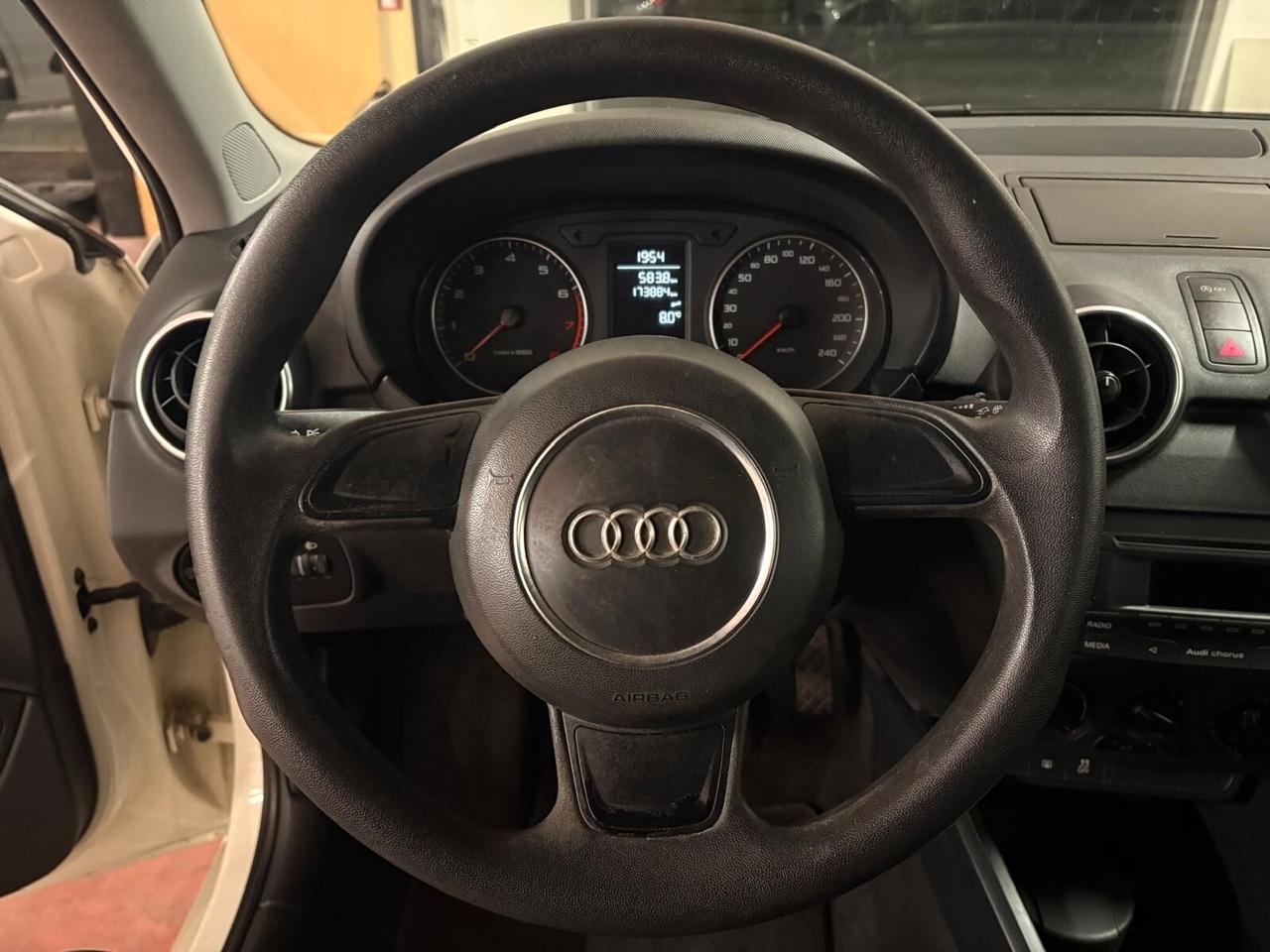 AUDI A1 Benzina TFSI 1.2 CV 85 PER NEOPATENTATI Km 173.884 certificati Garanzia 12 mesi