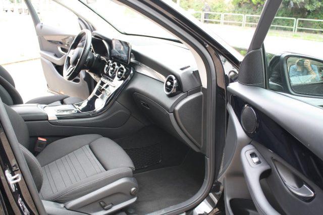MERCEDES-BENZ GLC 300 d 4Matic Sport