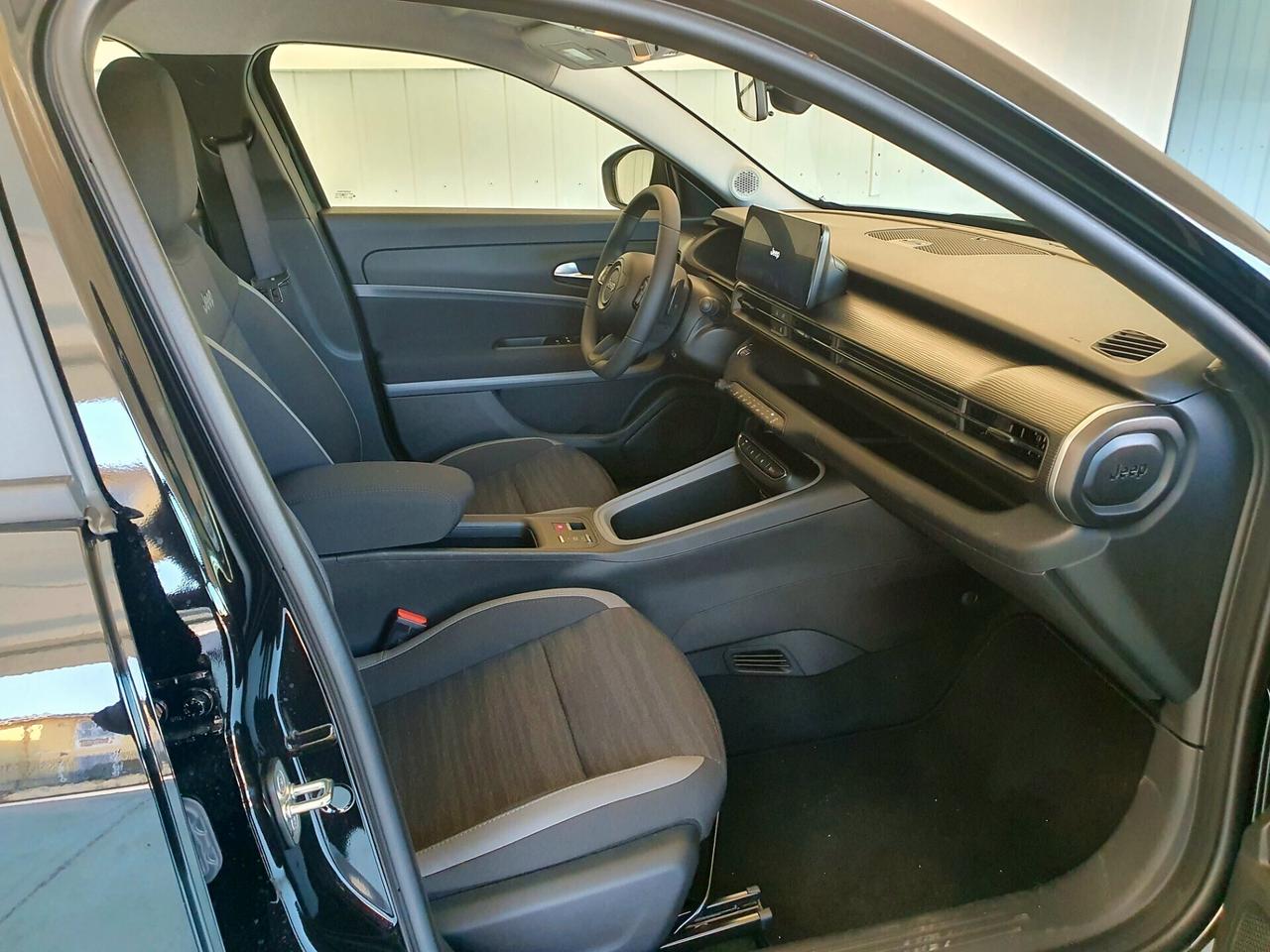 Jeep Avenger 1.2 Hybrid - 12/2025 - Subentro noleggio a lungo termine