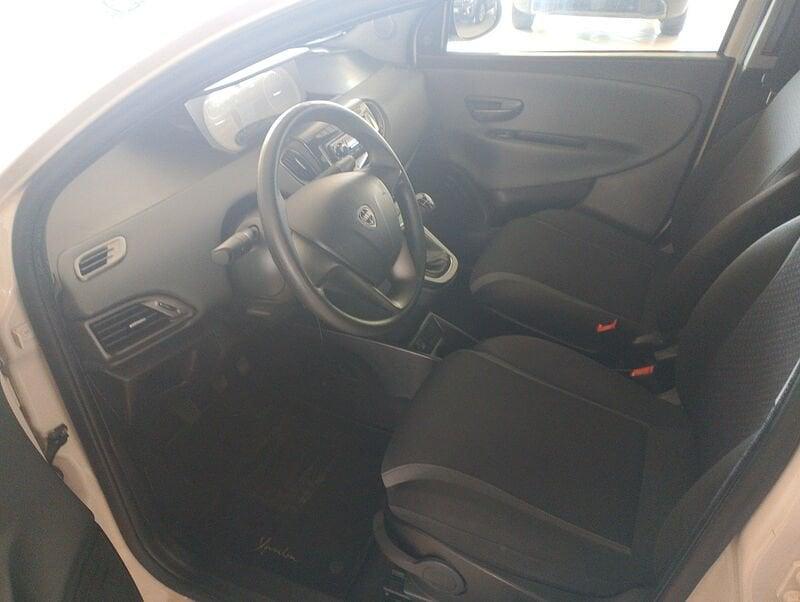 Lancia Ypsilon 3ª serie 1.3 MJT 16V 95 CV 5 porte S&S Silver