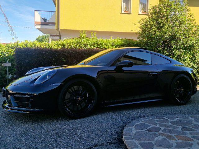 PORSCHE 992 911 Coupe 3.0 Carrera 4 GTS auto