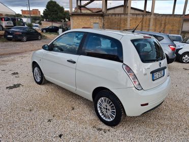 Lancia Ypsilon 1.2 Platino