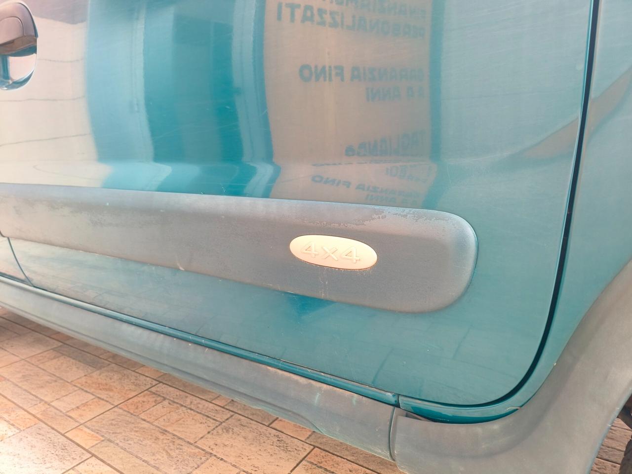 Renault Kangoo 1.6 16V cat 4x4 4 porte Authentique