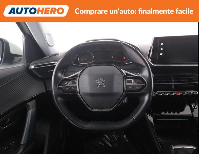 PEUGEOT 2008 PureTech 130 S&S Allure