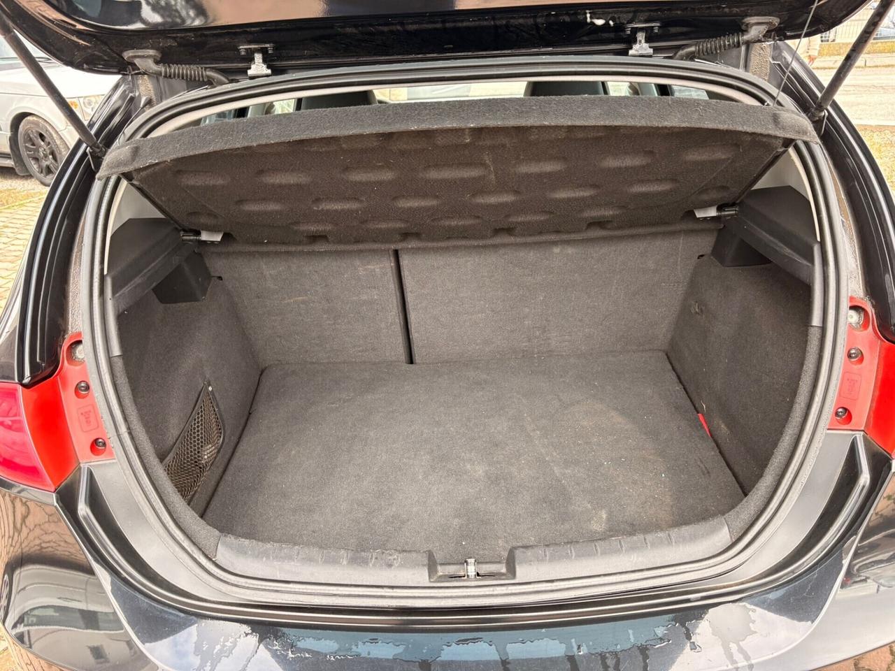 Seat Leon 1.6 TDI 90CV CR DPF Reference