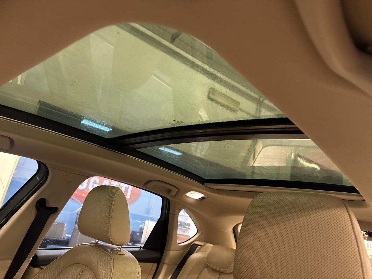 Bmw 2er Active Tourer 218d Luxury Tetto, Head display FULL