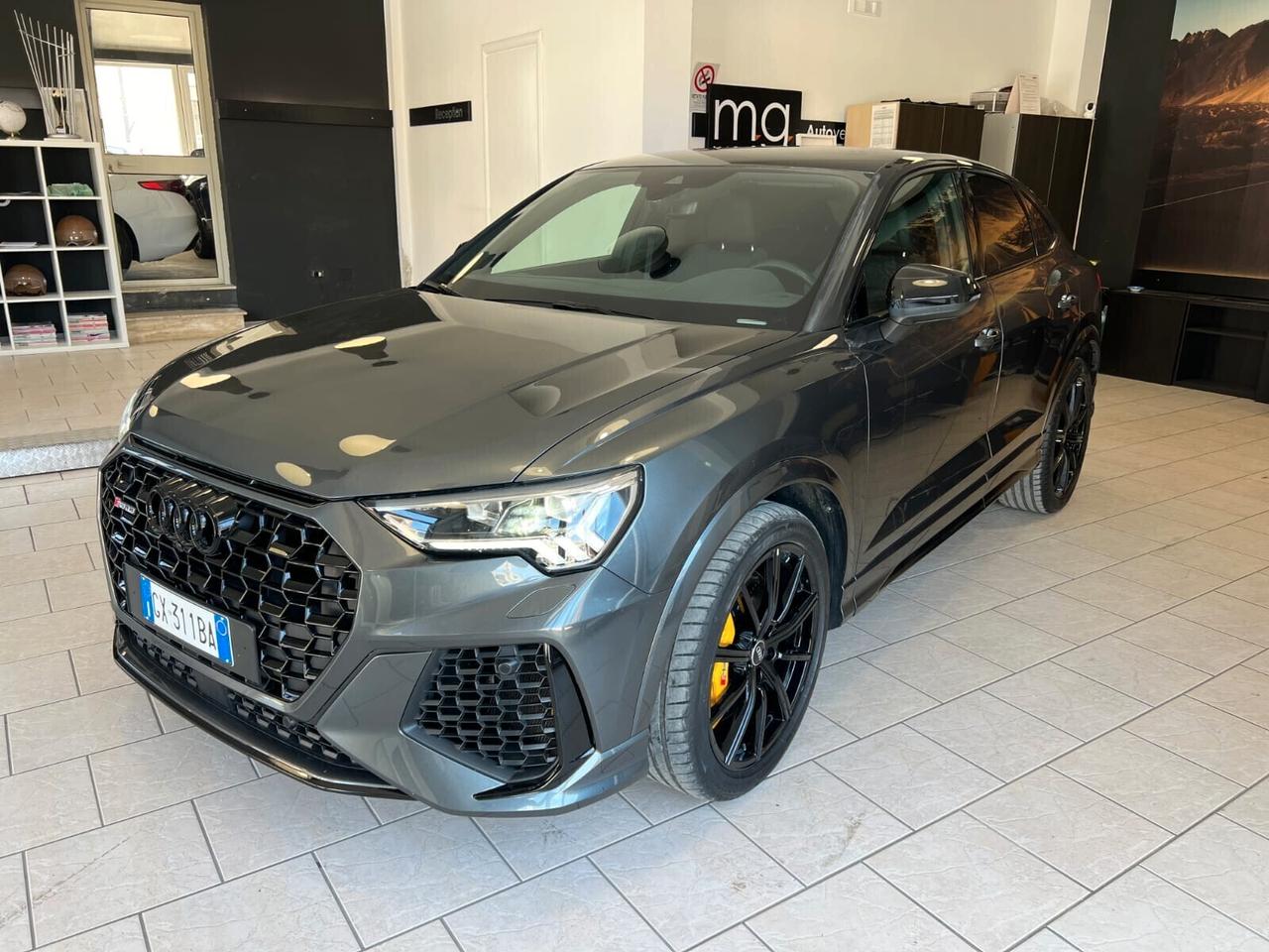 Audi Q3 RS Q3 SPB rsq3 S tronic