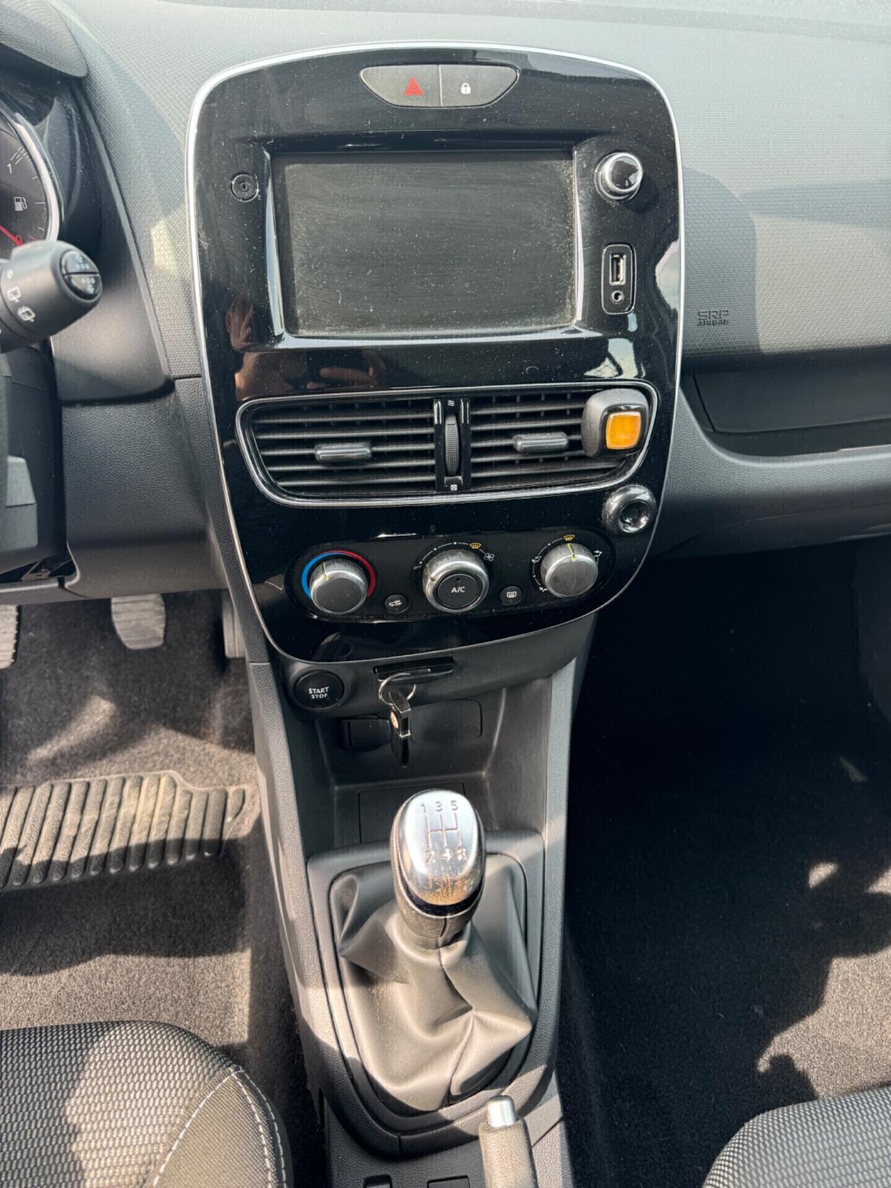 Renault Clio TCe 12V 75 CV 5 porte 2 posti sedile Van Energy