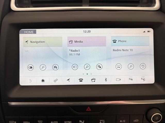 JAGUAR E-Pace SE 2.0D 180cv AWD VOLANTE RISCALDATO R.CAMERA