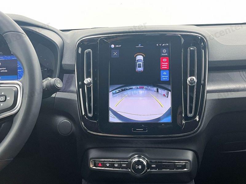 Volvo XC40 PURE ELECTRIC SINGLE MOTOR FWD PLUS