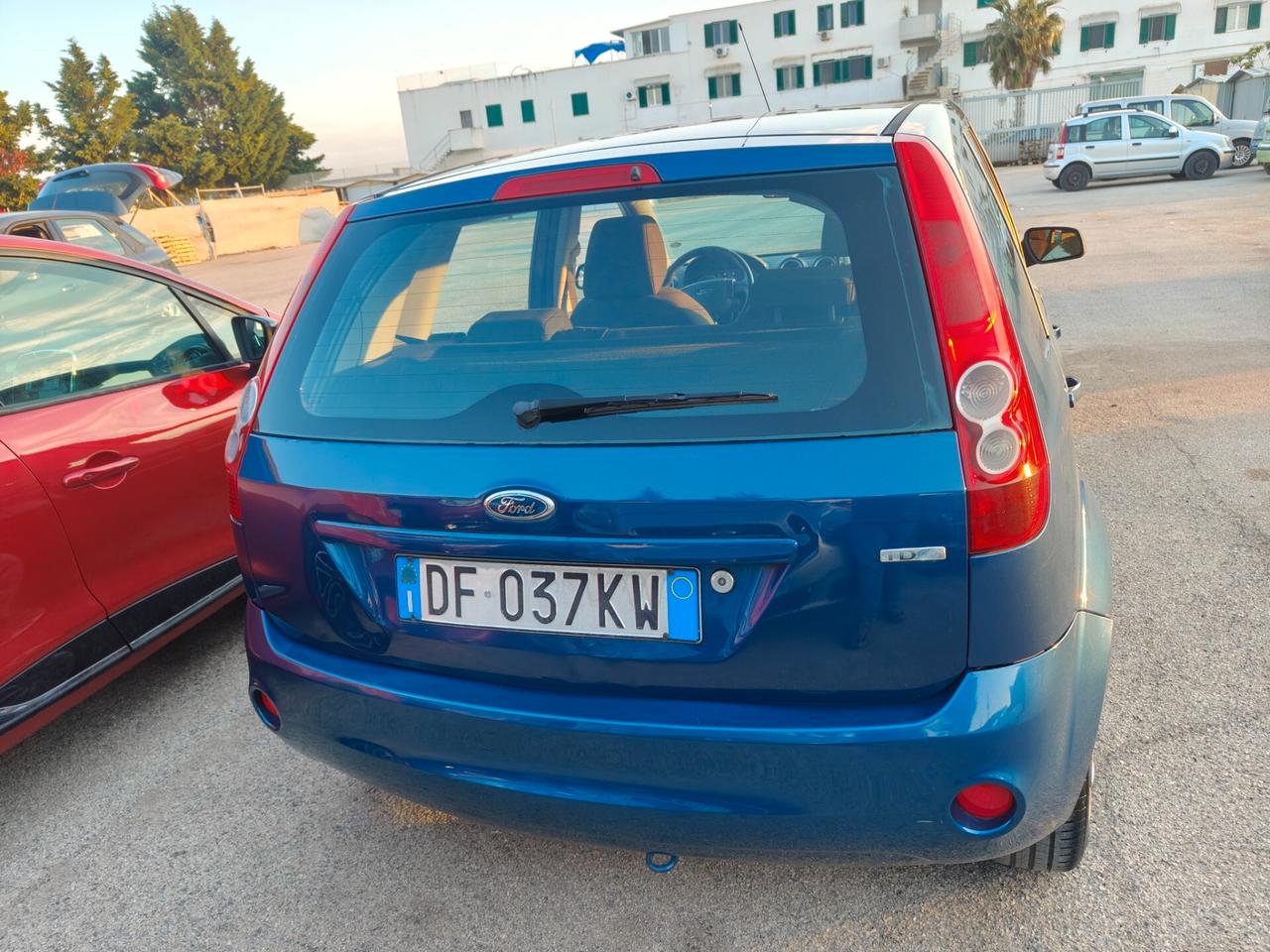 Ford Fiesta 1.4 TDCi 5p plus cambio automatico