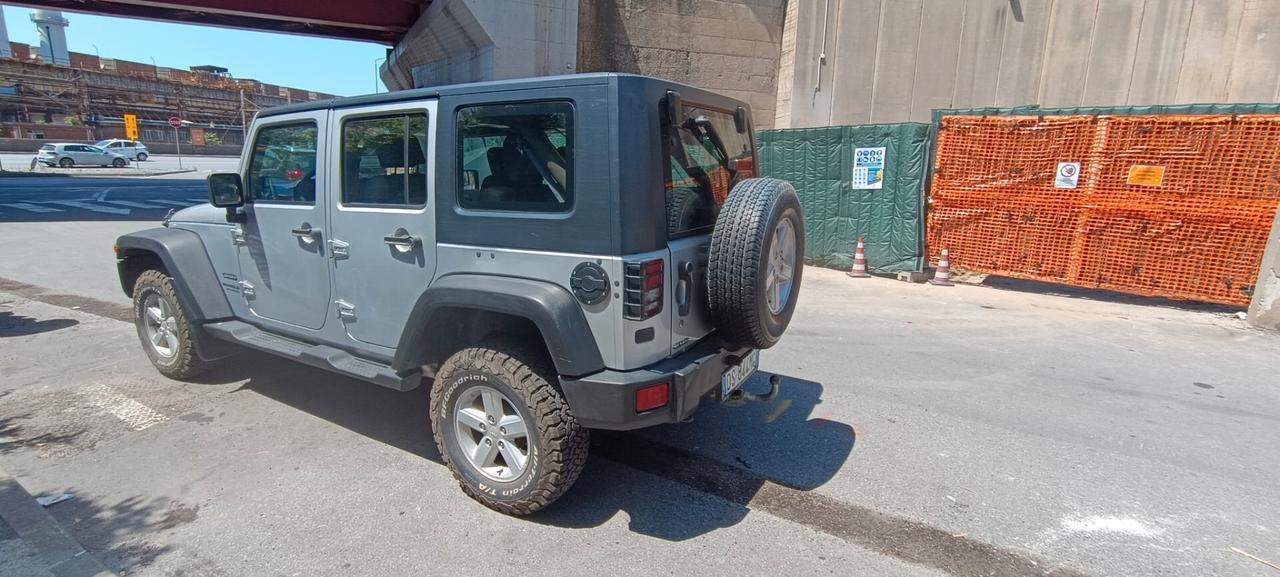 Jeep Wrangler Unlimited 2.8 CRD Sport Auto