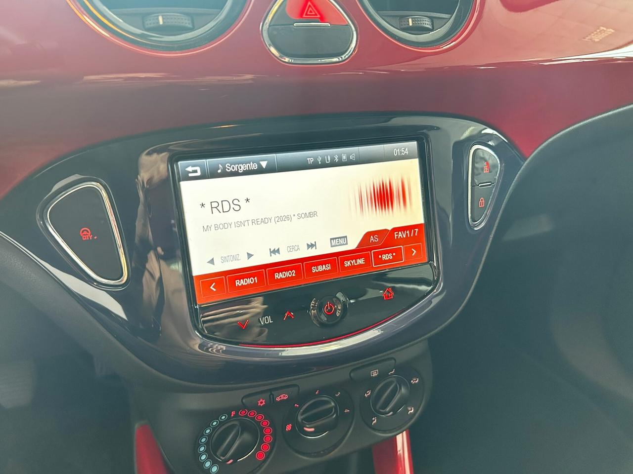Opel Adam 1.2B X NEOPATENTATI 2014