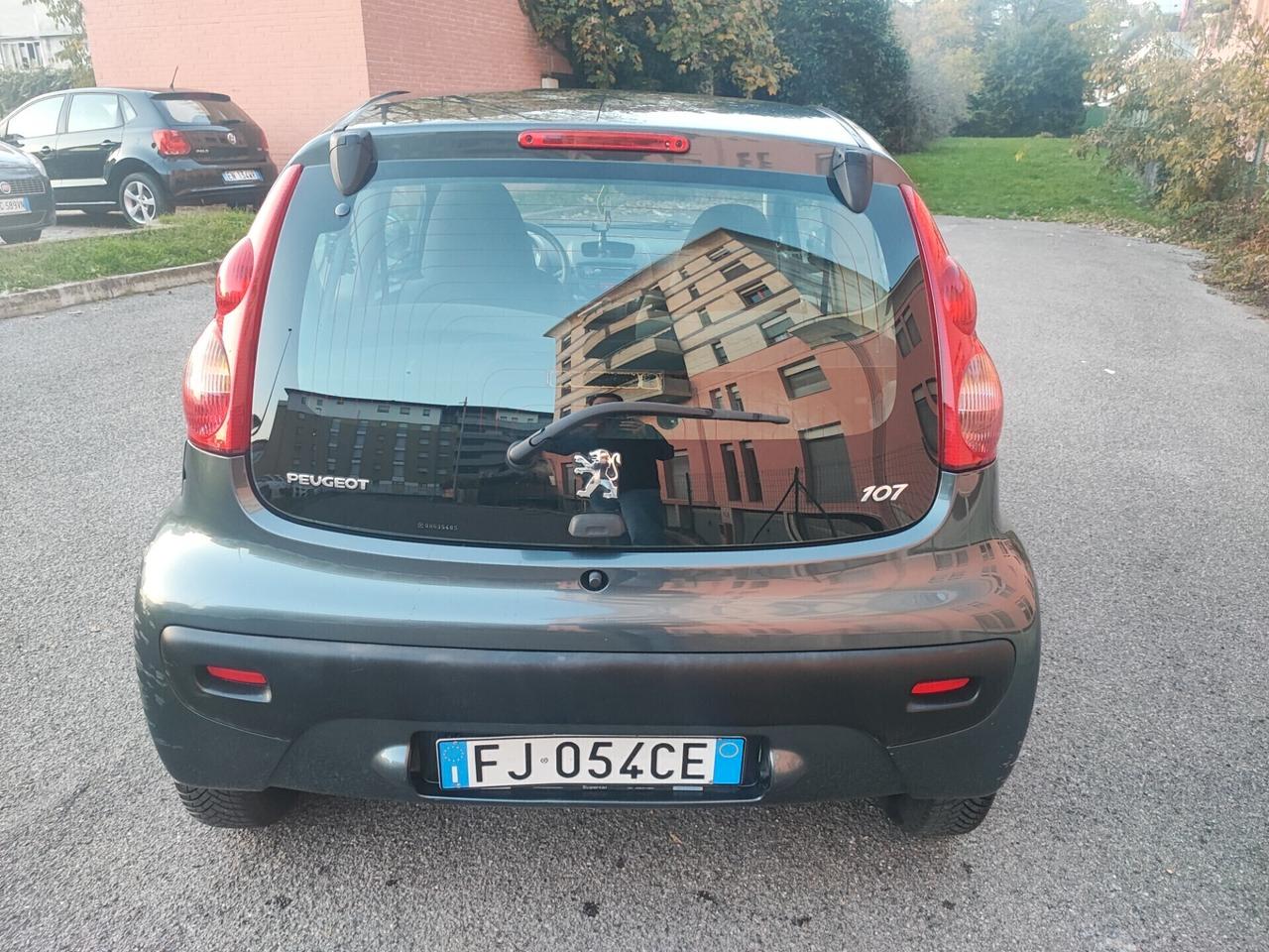 Peugeot 107 1.0 68CV 3p. Access