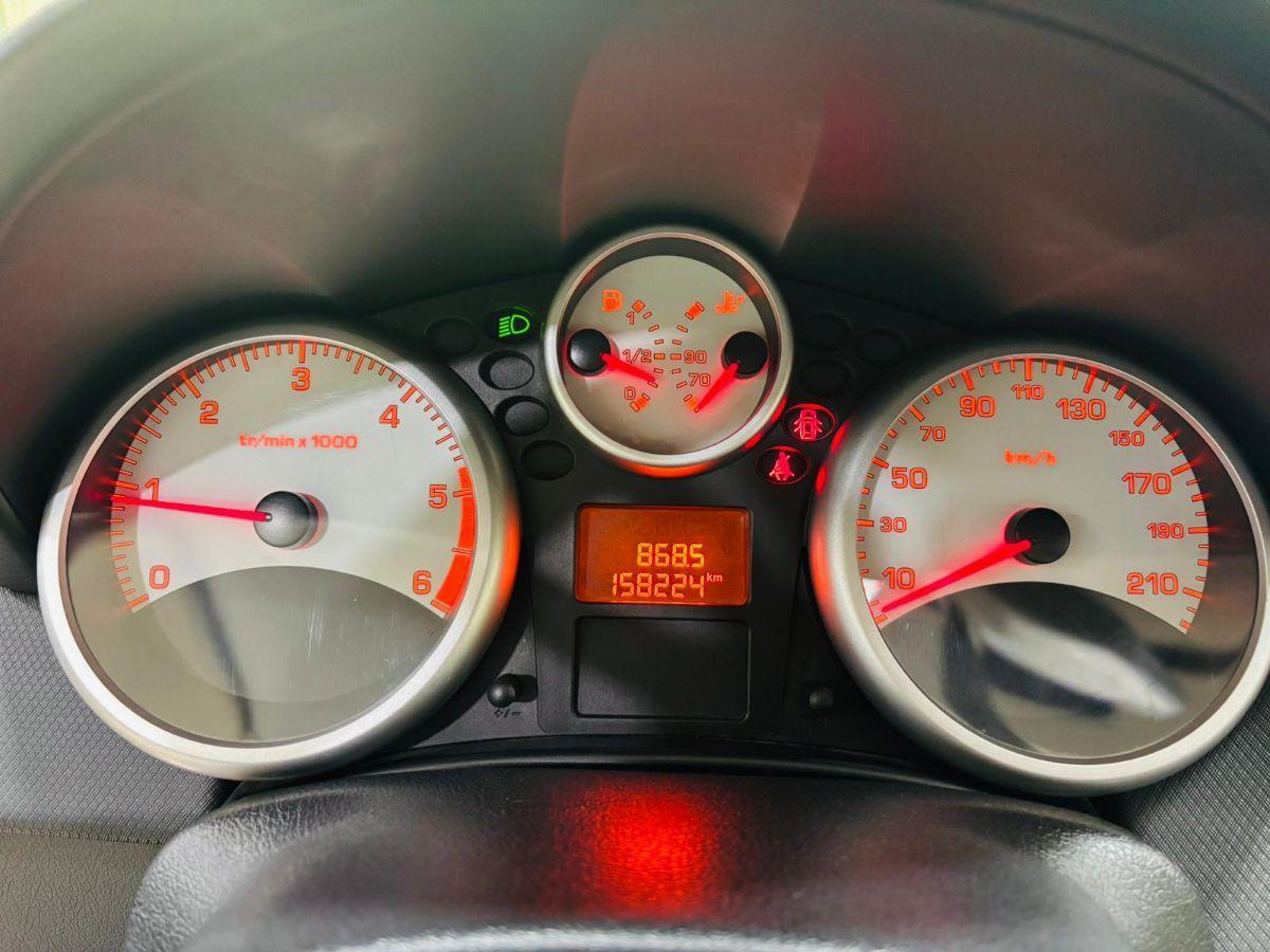 Peugeot 207 1.4 HDi 70CV Clima 5p. Allure