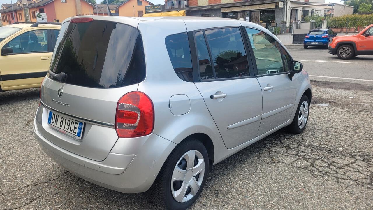 Renault Modus 1.2 16V Dynamique