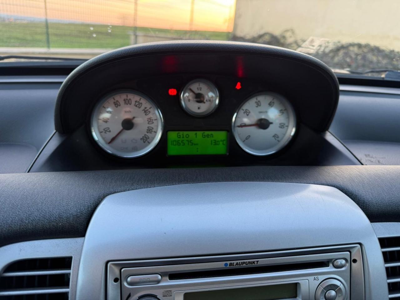 Lancia Ypsilon 1.2 69 CV Unyca