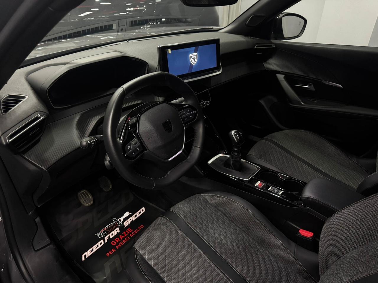 Peugeot 2008 PureTech 100 S&S Style